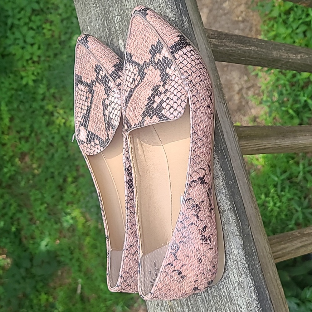 STEVE MADDEN Size 7m Flats Snakeskin look - Picture 3 of 8